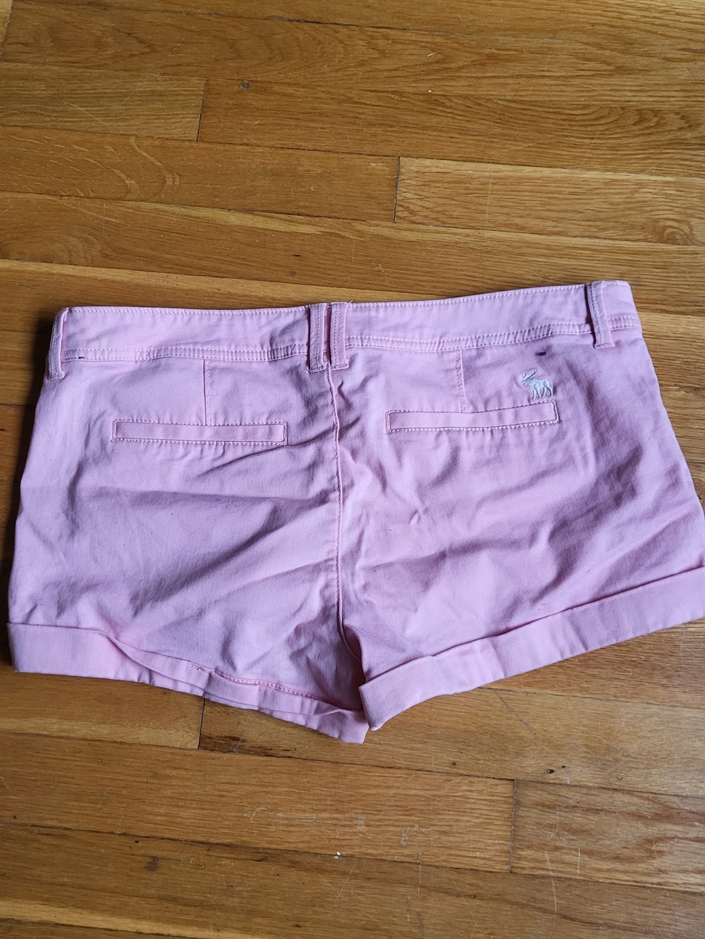 Abercrombie & Fitch Light Pink Cuffed Bermuda Shorts